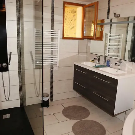 Maison Loft Atypique Vakantiehuis *
